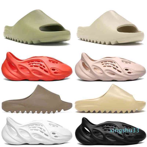 

west 2021 kanye slipper men women slide bone earth brown desert sand slide resin mens sandals size 36-45 summer luxurys yeezzys slides cj, Black