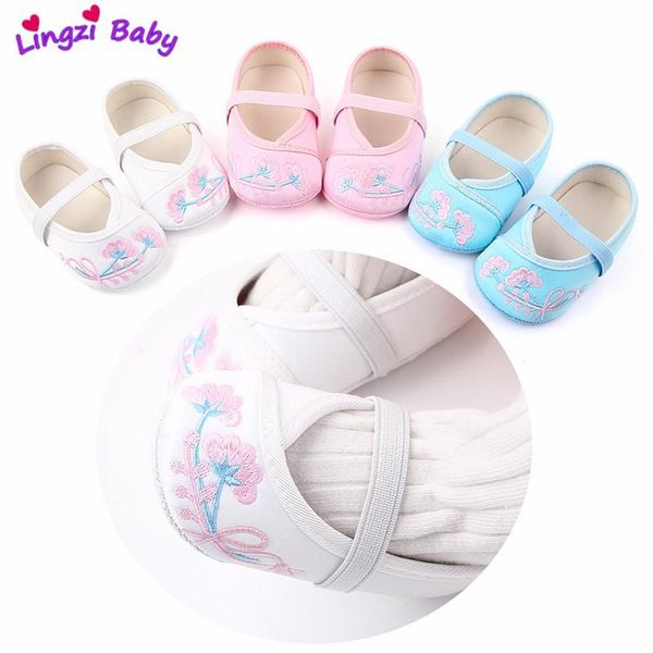 

first walkers 3born baby girl shoes1