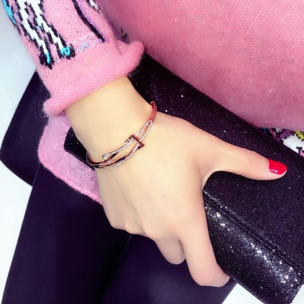 

charm bracelets 1pc fashionable creative bracelet geometric exquisite bangle metal jewelry gift for ladies girls (style 270, rose, Golden;silver
