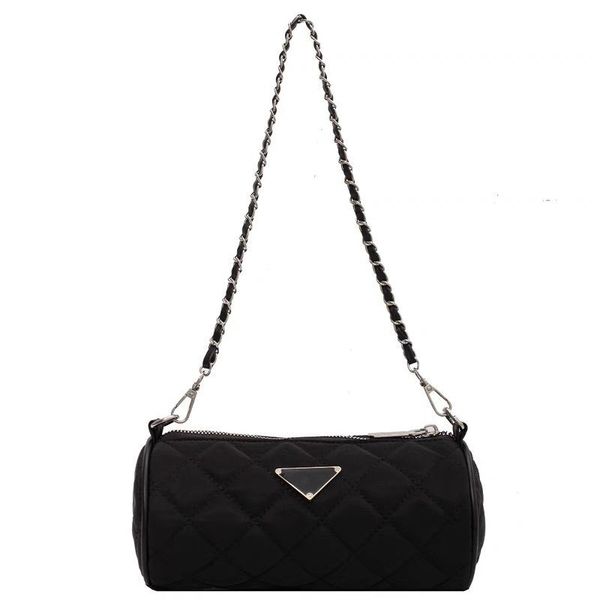 

2023 sport shoulder outdoor bags travel nylon chains women climbing messenger cylindrical pradaa crossbody bags for hiking clutch