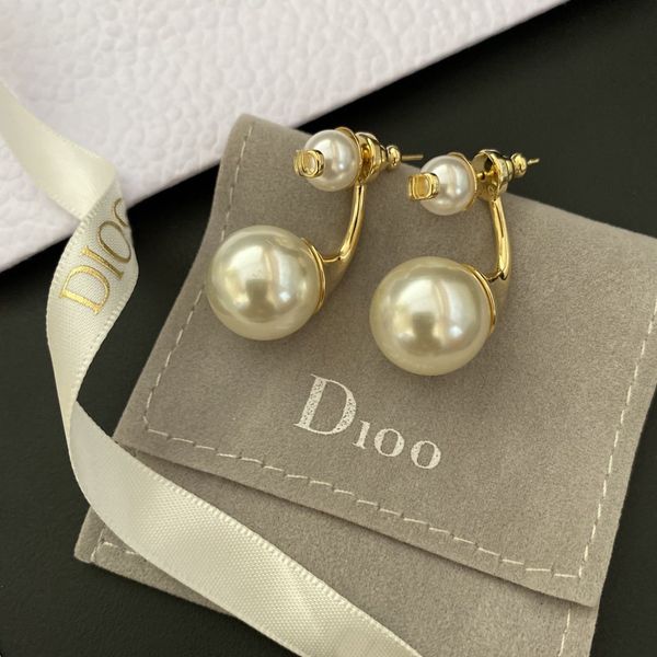 

new pearl d home 2021 korean style women's festive small fragrance personality versatile fashion earrings, Golden