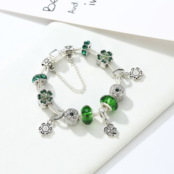 

lovers diamond inlaid clover glass bead women's lucky grass jewelry mori student bracelet, Black