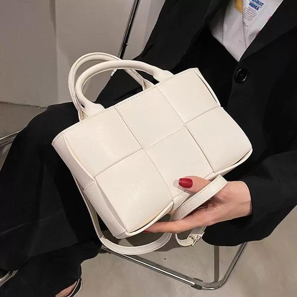 

lvs purses trendy green handbag women crossbody bags designer leather woven bag ladies hand messenger white small square shoulder bag