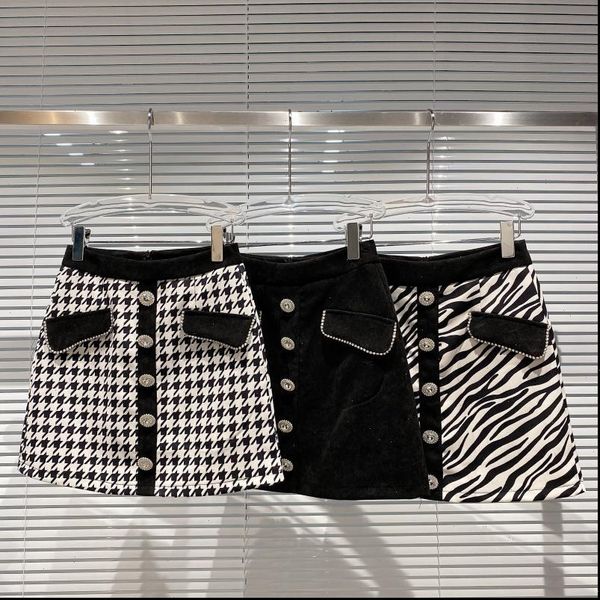 

2020 autumn new diamond buckle zebra pattern bird plaid double pocket womens skirt hip skirt drop shipping, Black
