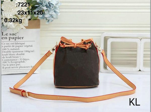 

new fashion famous shoulder bags pu leather soho bag cross body pure color flap women handbag purse mmj7721#23x11x20
