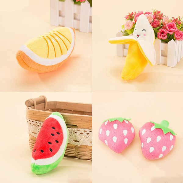 

1Pcs Funny Fruit Pattern Baby Squeaky Toys Cute Cartoon Baby Teething Molar Plush Toys