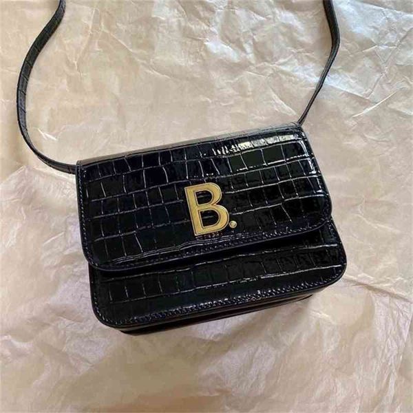 

small classic luxurys designer half moon tote women's motorcycle handbag bag crocodile balencaigass crossbody clutch vintage shoulder b