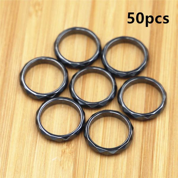 50pcs Fashion Grade AAA Quality 4 Mm Larghezza sfaccettata ematite Anelli Band Taglie da 5 a 12 uomini Womens Ring Jewelry