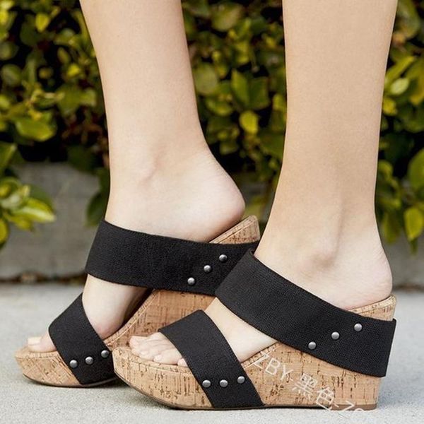 

2021 women slippers summer thick soles fashion women summer sandals platform shoes beach flip flops slipper hole shoes sandals, Black