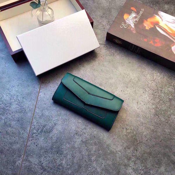 

designer new long wallet women luxurys european and american plain snake head ladies wallet fashion three-fold coin purse, Red;black