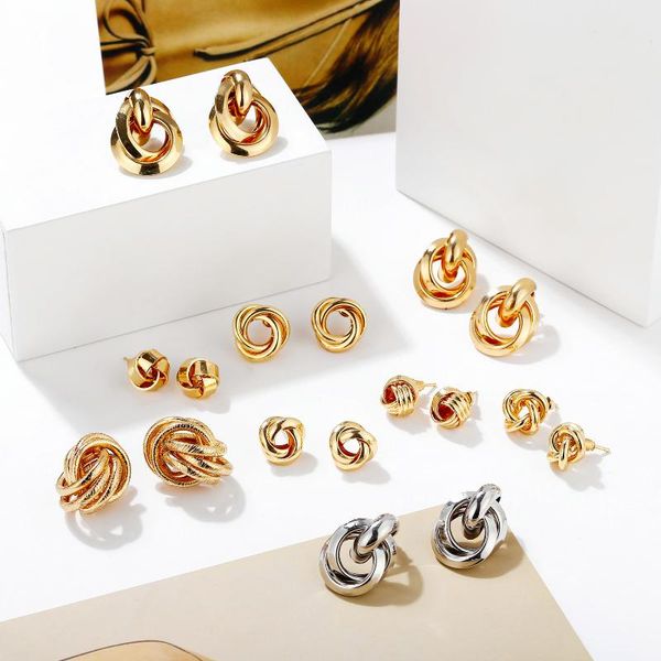 

hoop & huggie 2021 fashion punk minimalism geometric chain copper ring ladies elegant round pearl pendant earrings jewelry gift, Golden;silver