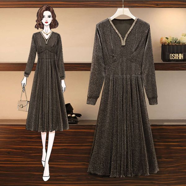 

2021 spring new large women's dress, Black;gray
