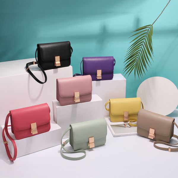 

design hand new women's s in spring and summer 2021 classic box shoulder messenger bag small square bag fashion j609