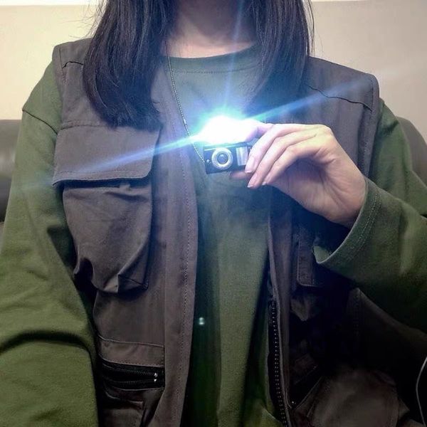 

punk flash camera necklaces music pendant luminous necklace retro small camera necklace flash men and women slrdio chan contact, Silver
