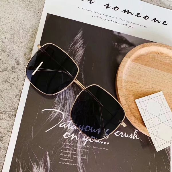 

designer sunglasses fashion ladies sunglass for woman 2022 classic glasses luxury anti-ultraviolet polarized uv-400 glass with boxed gift ey, White;black