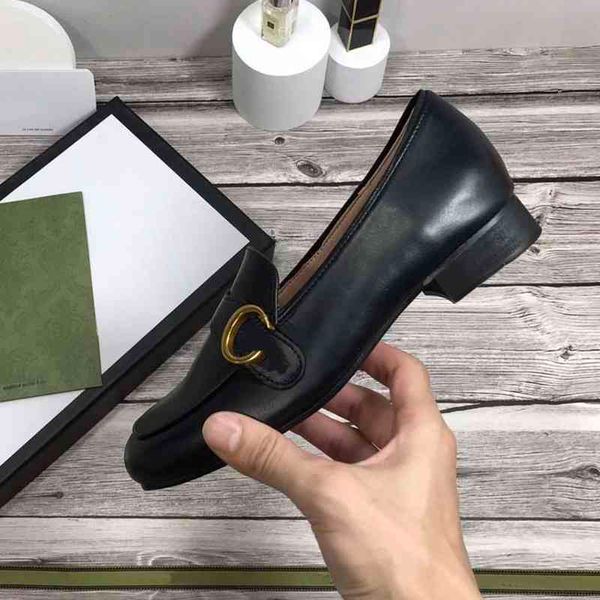 

women designer luxury shoes sneakers dress shoe brands loafers deck sneaker thick broad rubber sole outsole black white with box