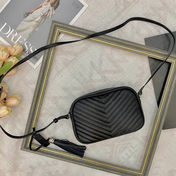 

designer lou camera bag cowhide quilted leather classic luxurys chain crossbody shoulder evening bags clutch with tassel