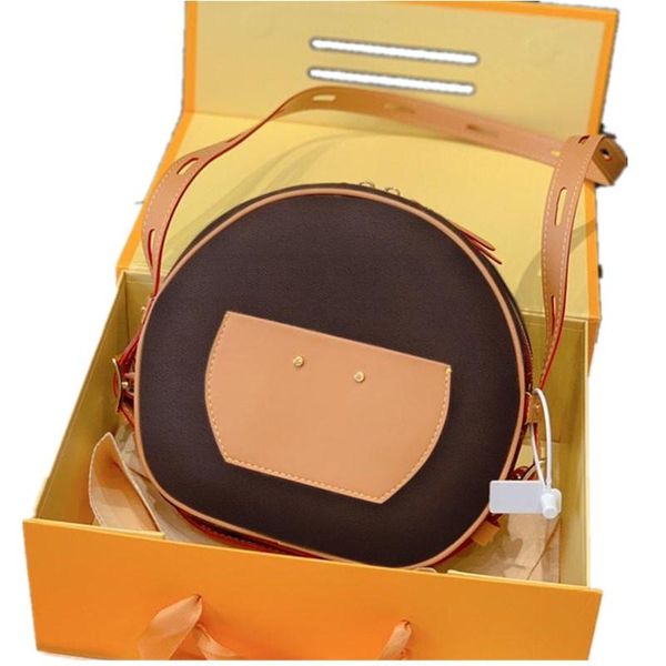 

2021 big brand round casual all-match one-shoulder messenger bag, high-quality leather retro soft fashion handbag, is an indispensable choic