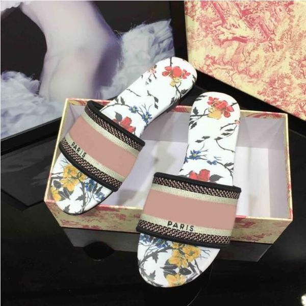 

brands paris womens sandals slippers embroidery designers sandal floral brocade flip flops striped beach flowers luxury slipper with box, Black
