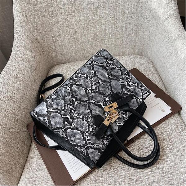 

factory wholesale leather women shoulder bags summer snakeskin handbag street trend color matching leatherd handbags large contrast fashion, Black;red