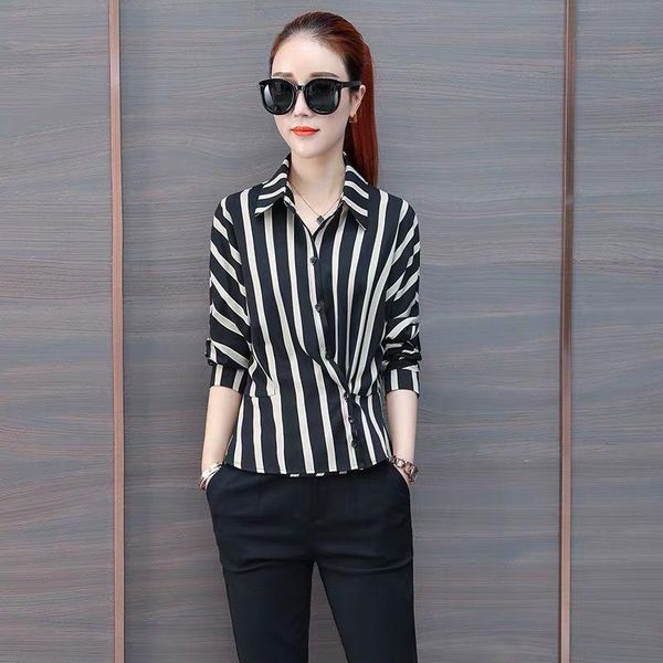 

women's blouses & shirts single-breasted striped chiffon shirt femal long-sleeved button decoration loose fashion temperament women spr, White