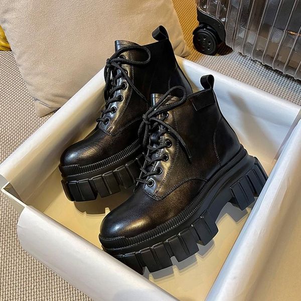 

boots pumps 2021 winter designer high heels ankle motorcycle chunky casual women shoes platform fashion warm goth snow, Black