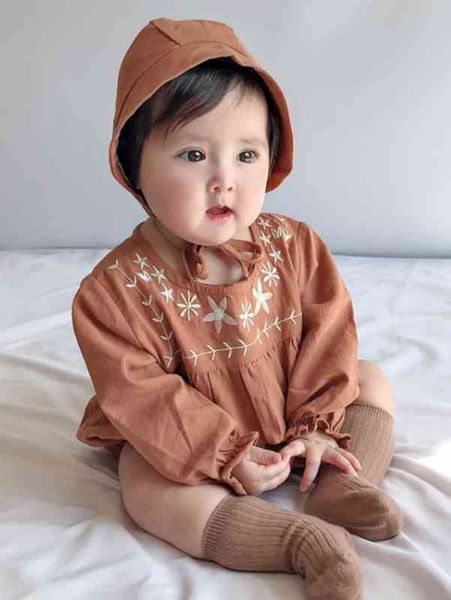 

baby floral embroidery bodysuit with hat she, Blue