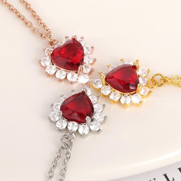 Anhänger Halsketten Wunderschöne rote rosa Farbe Herz Halskette Frauen Verlobung Hochzeit Braut brillante CZ Mädchen Statement Schmuck