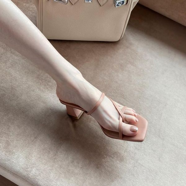 

sandals 2021 style slippers female korean version of square toe flip flops with thick heel lady mid-heel, Black
