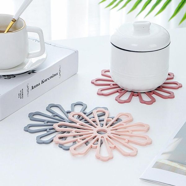 

mats & pads rubber kitchen placemat for dining table heat-resistant pot holder cup and mugs drink insulation pad