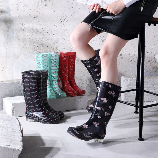 

new rain shoes womens printed rain boots high tube anti-skid wear-resistant bottom water boots high rubber waterproof shoes, Black;white