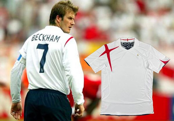 Top Tailândia A +++ 2006 Inglaterra Retro Jerseys de futebol / Beckham HomeAway / 08owen / Rooney / Gerrard / Terry / Campbell / Camisa / Lampard / Scholes / Uniforme de Treinamento de Futebol de Manga Longa