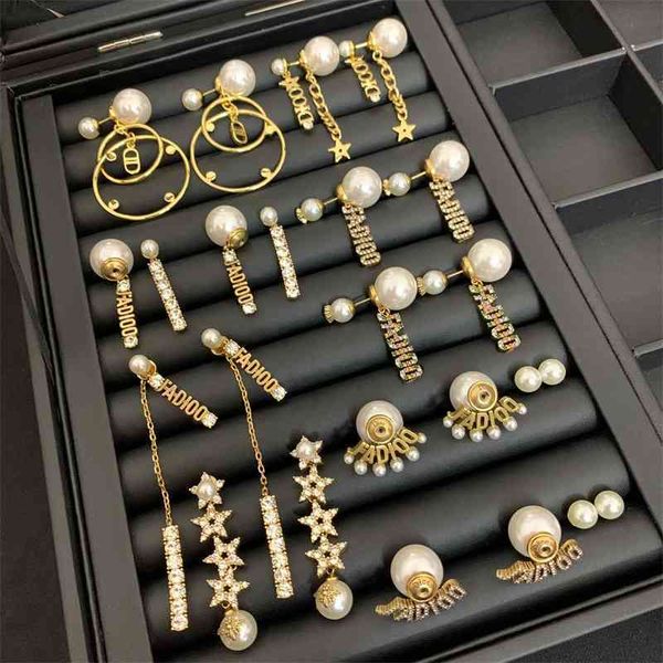 

2021 new designer family's tassel pearl earrings for years, Golden