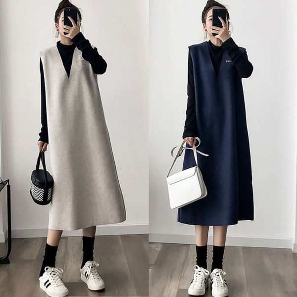 

light luxury size fat sister suit early autumn new women's big meat show thin foreign style age reduction cover hip skirt two piece set, Black;gray