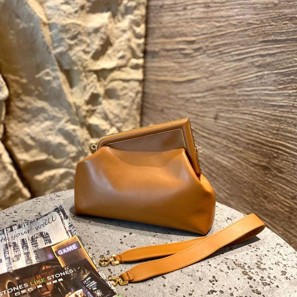 

evening bags solid qleated handbag 2021 fashion soft leather women designer travel shoulder bag armpit