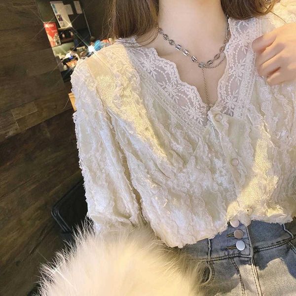 

women's blouses & shirts spring 2021 v-neck lace and gold velvet with foreign style thin shirt versatile blouse, White