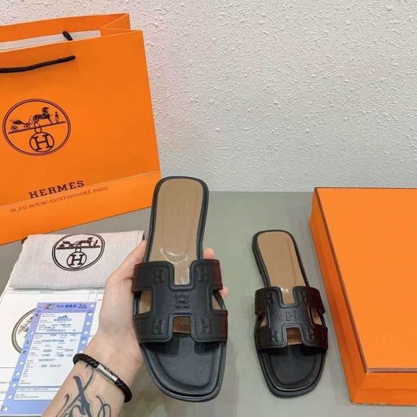 

h family's new h-type pig nose print slippers, genuine leather, flat bottomed beach sandals, net red foot flip flop h9d8 zmm, Black