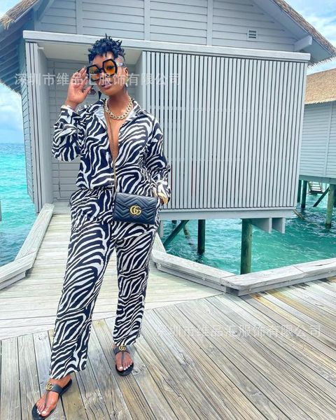 

women's two piece pants 2021 autumn and winter leisure trend street fashion lapel printed shirt wide leg set, White