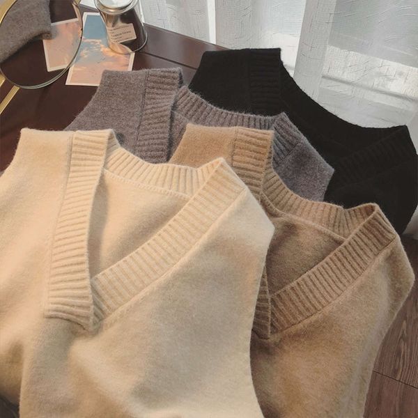 

v-neck knitted vest women's autumn chic sleeveless sweater, White