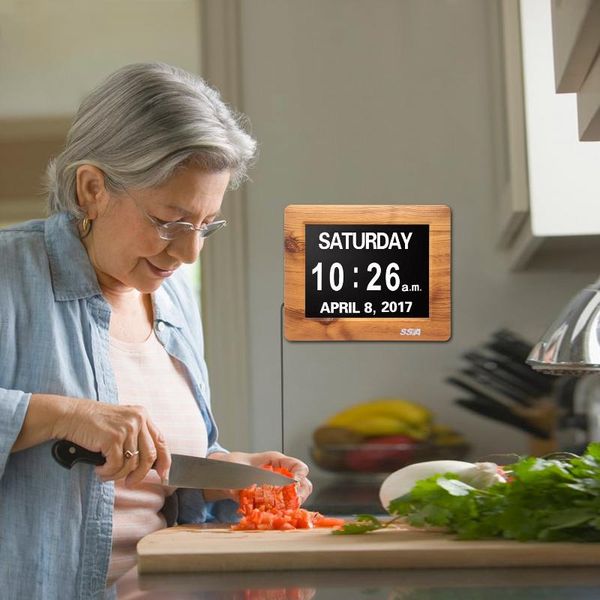 

digital po frames po ssa day clock,perfect for seniors,digital clock senile dementia ,alzheimer's disease and memo loss people (7"