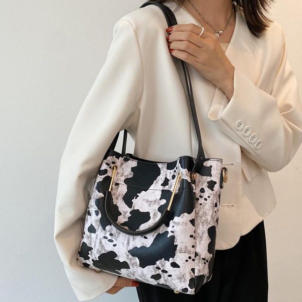 

evening bags daily tote for women 2021 large capacity handbags with metal handle lady handles brand trend female shoulder bag