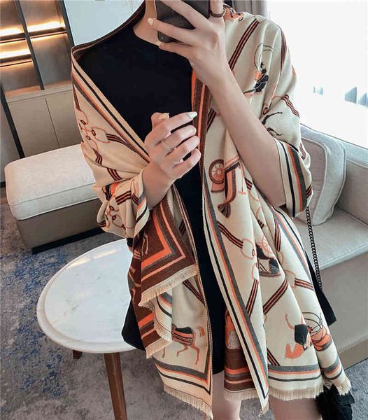 

2021 new scarf women's thickened warm imitation cashmere and elegant bib pattern jacquard air conditioning shawl, Blue;gray