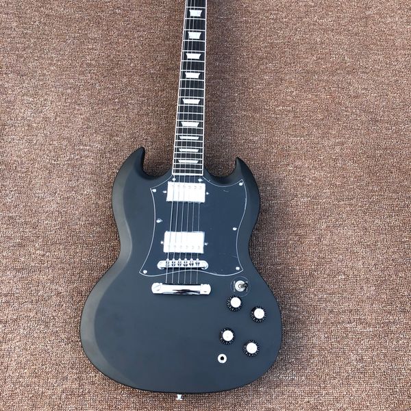

electric guitar,g400,black matte,chrome hardware,high quality