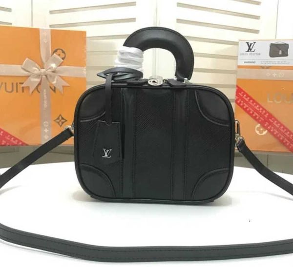 

spring new cross brand and summer female bag designer handbag handbags iconic luxury handles shoulder bags totes m44582 2020 body bag cl