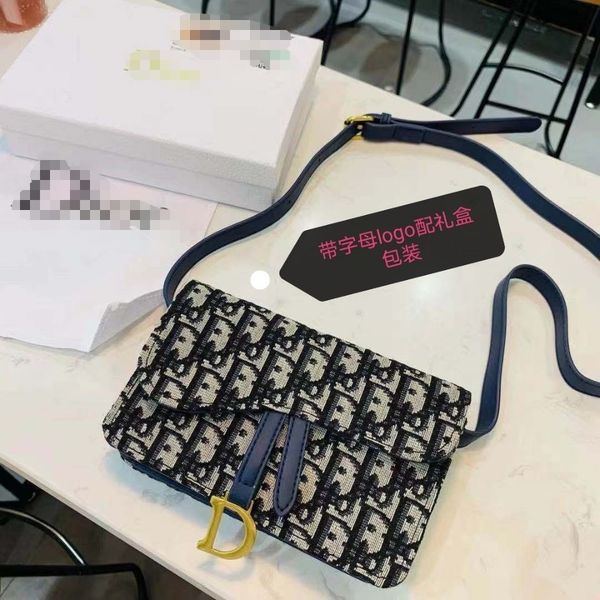 

classic flower2021 new bag women's canvas embroidered waist star same saddle messenger temperament trendy purselouis charms wholesale