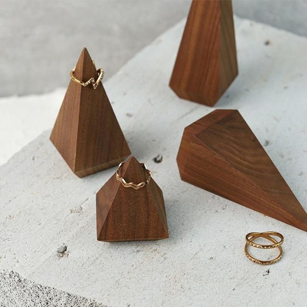 

jewelry pouches, bags natural wood cone rings holder display stand organizer finger ring storage rack, Pink;blue