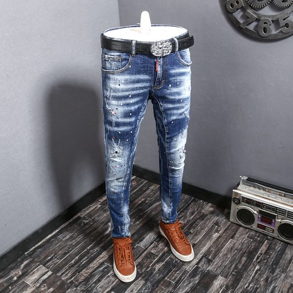 

2021 new fashion streetwear men jeans retro blue elastic slim fit ripped cotton denim pants hombre painted designer hip hop long trousers mo