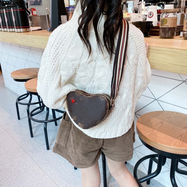 

luxury kids love heart purse girls vintage printed one-shoulder bags fashion children stripe strap messenger bag women mini wallet a7419, White