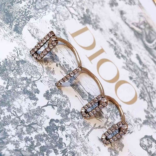 

2021 luxury designer jewelry / 2021 new letter inlaid diamond ring, Gray