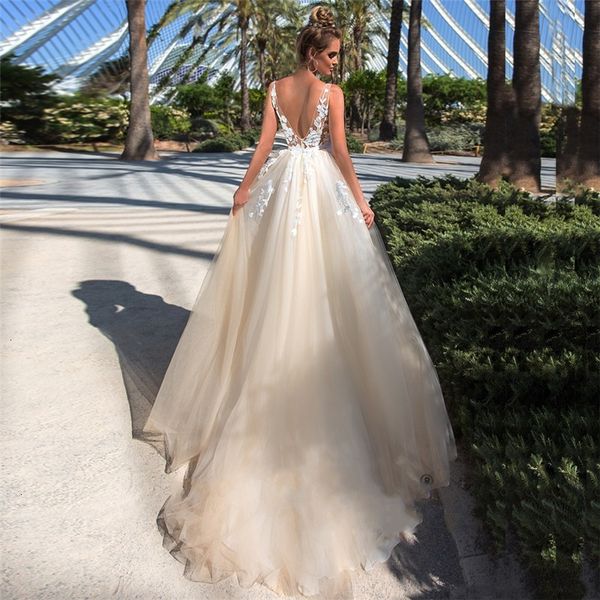 

2021 new sale champagne boho wedding lace appliques tulle v-neck sleeveless princess bride vestido de noiva iugt, White